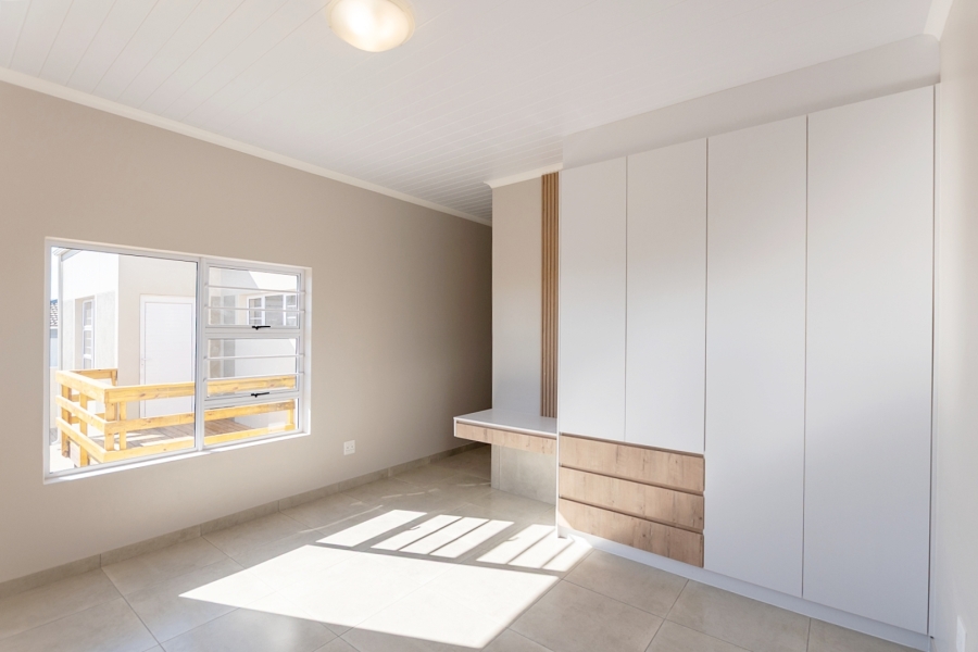 4 Bedroom Property for Sale in Country Club Western Cape